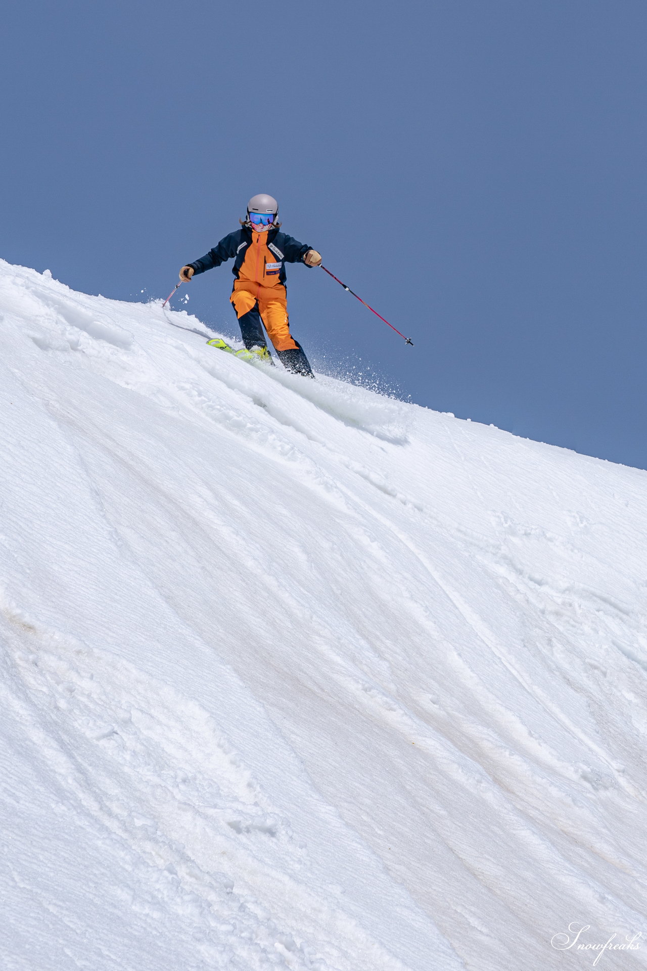 TeamKP・秋山穂香さんが滑る、絶景・春の大雪山旭岳(*^^*)